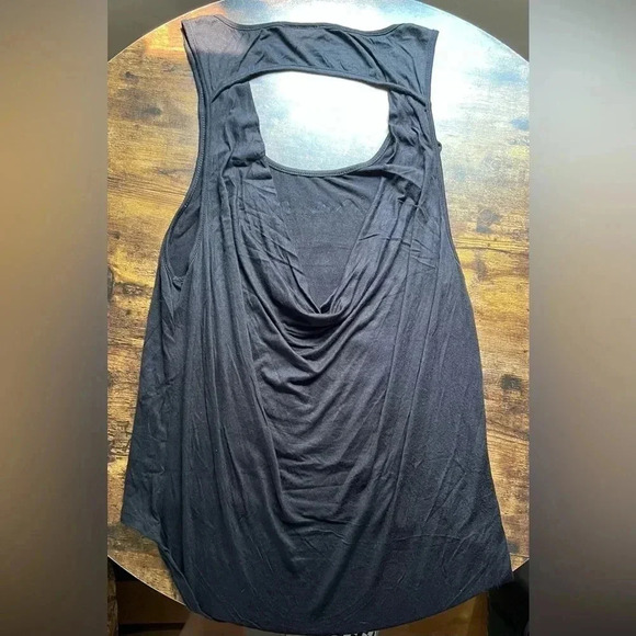 blush | ladies sequin owl tank top. Size: L. - Picture 5 of 8